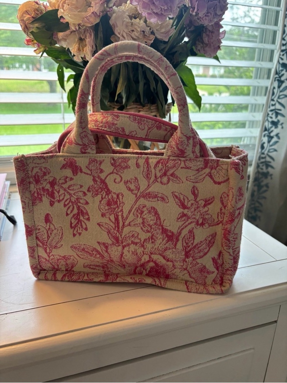 Shiraleah Luna Floral Mini Tote Bag Pink
